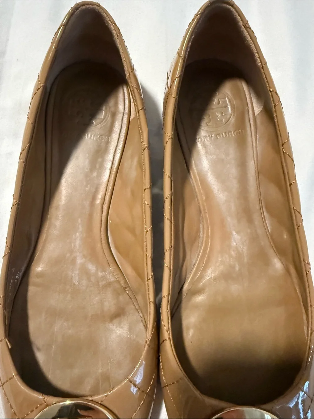 Tory Burch Quilted Patent Leather Ballet Flats Shoes Tan size 8